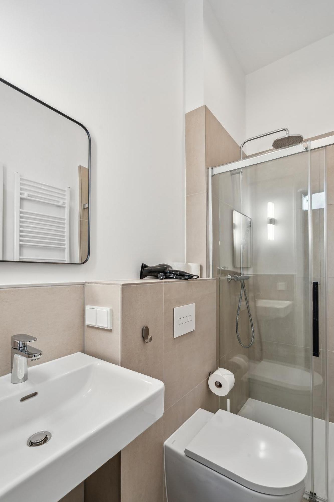 Madflats Hotel-Apartments S-Bahn Friedenau Berlin Exterior photo